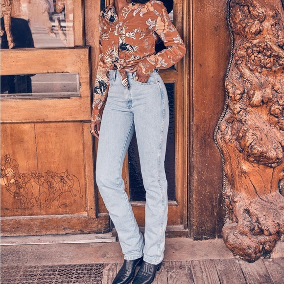 Cowboy Cut Slim Jean - Picture 7 of 14